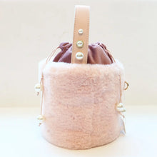 Load image into Gallery viewer, BG20 B20107/9565 Furry Bucket Purse
